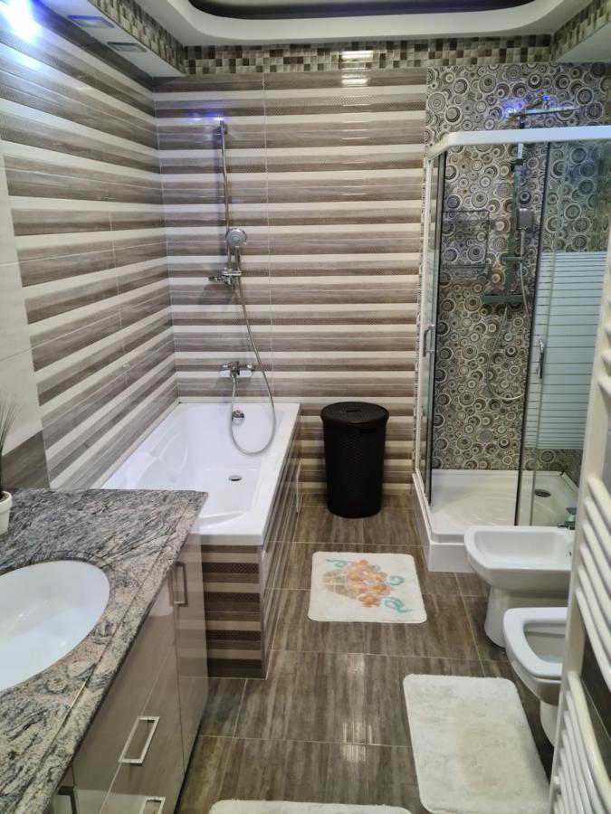 Premium Apartment Isaran Braşov Eksteriør bilde