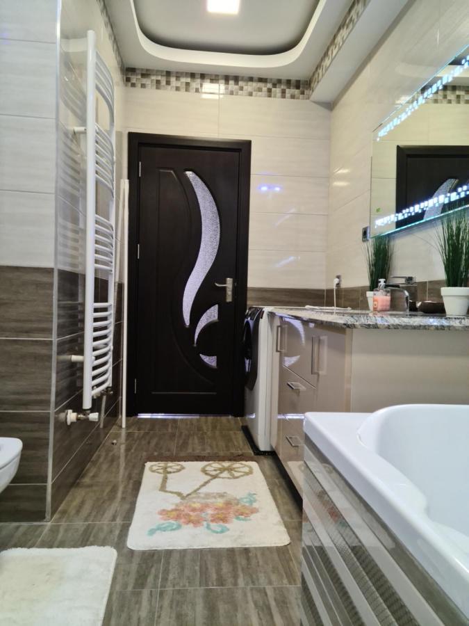 Premium Apartment Isaran Braşov Eksteriør bilde
